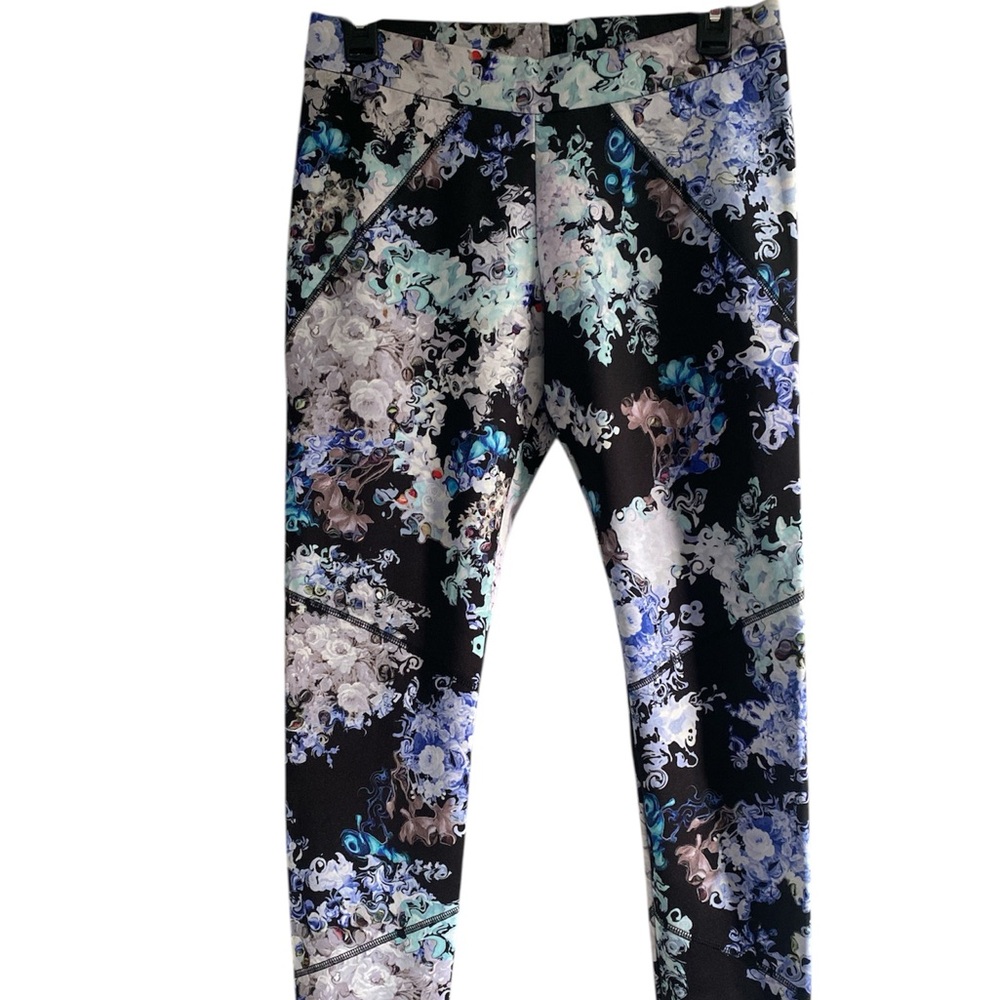 Cynthia Rowley Black and Blue Floral Neoprene Leggings/Pant with Back Zipper